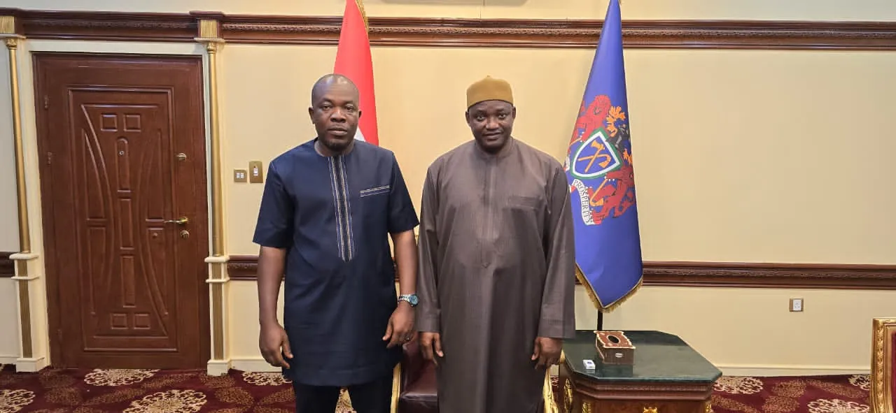 Moriba Traoré avec le Président Adama Barrow